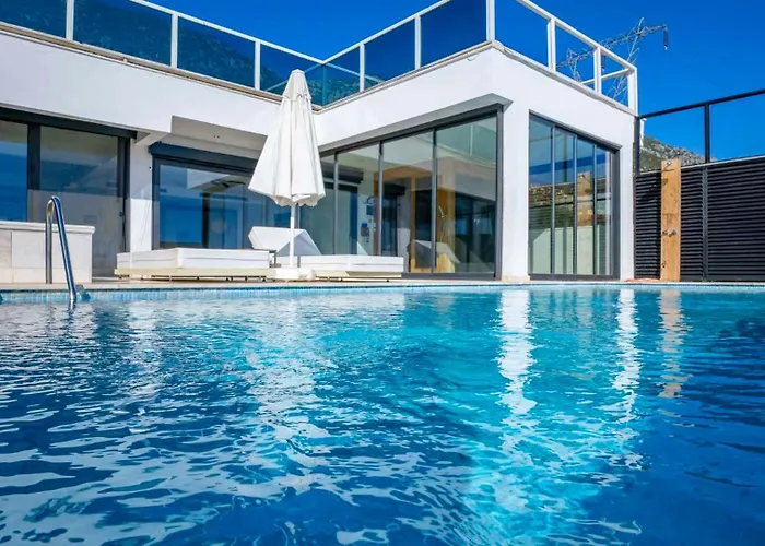 Deluxe Kalkan Villa *
