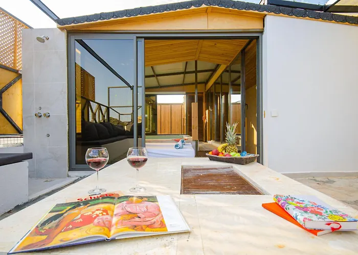 Deluxe Kalkan Villa *