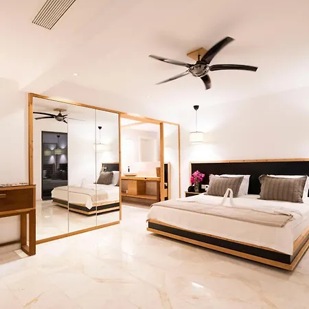 Deluxe Kalkan